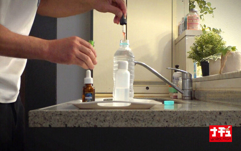 水着モニター募集に来た着衣では想像できない隠れ巨乳地味女をアレで火照らせなし崩しハメ撮り中出し 10枚目