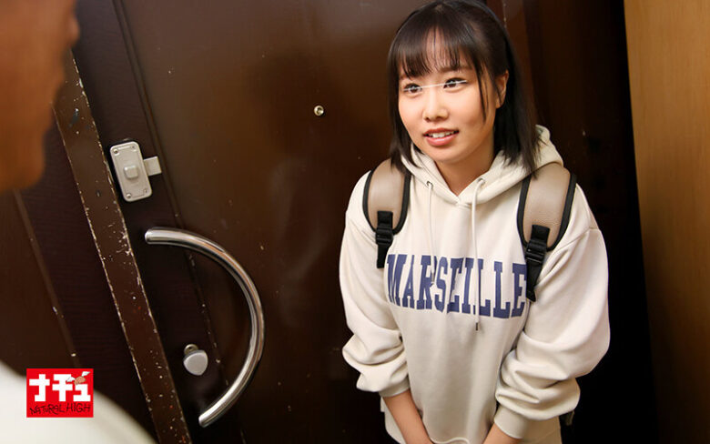 水着モニター募集に来た着衣では想像できない隠れ巨乳地味女をアレで火照らせなし崩しハメ撮り中出し 9枚目