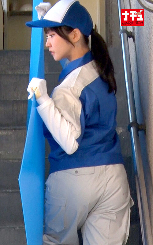 引っ越し屋でバイトする社会を知らない地味巨乳女に難癖つけてセクハラ乳揉みをくり返す変態店長2 4枚目