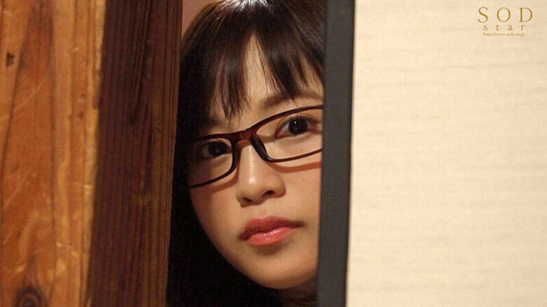 数年ぶりに帰省すると、アラサーの姉は未だに自称家事手伝い（ニート）の喪女だった。 隠れ巨乳の姉（26） 天宮花南 13枚目