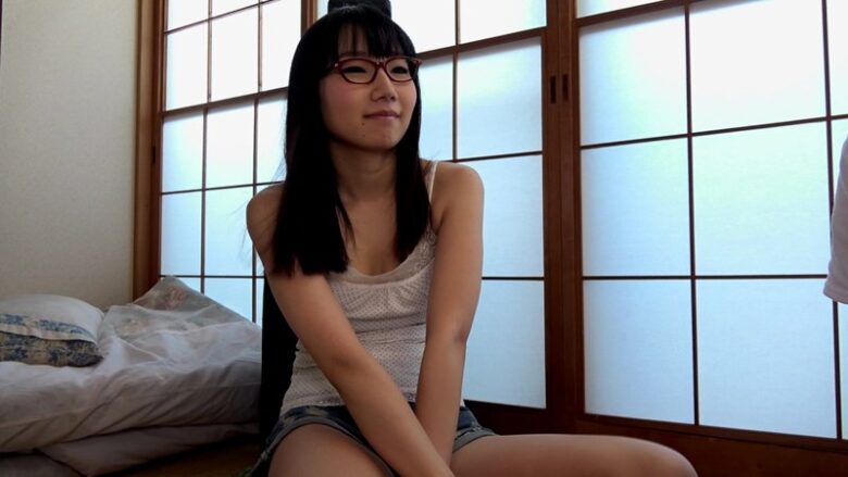 サセ神さま、ふたり。おじさん家（ち）泊めて///【地味巨乳】寝取り中出し【メガネっ子】杏梨 加奈子 13枚目