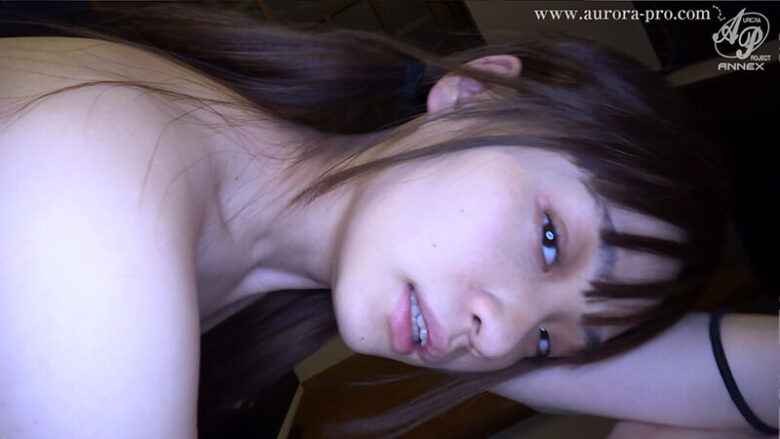 純朴美少女との愛液飛び散る変態お泊りセックス 花音うらら 13枚目