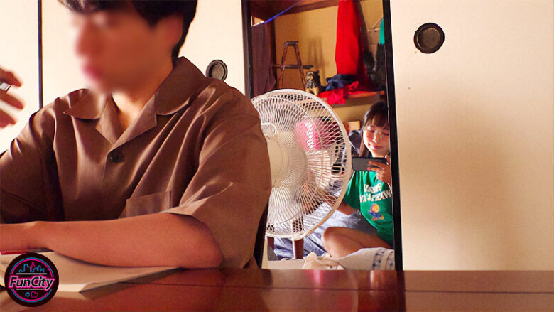 合算10発抜き！！親の再婚でできた義姉は喪女！だらしないのにエロすぎる無防備巨乳な姉に杭打ち中出しされた僕…星乃夏月 1枚目