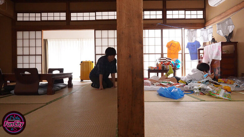 合算10発抜き！！親の再婚でできた義姉は喪女！だらしないのにエロすぎる無防備巨乳な姉に杭打ち中出しされた僕…天晴乃愛 5枚目