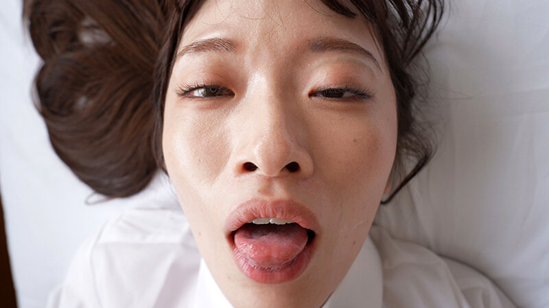 乳首こねくり失禁 敏感乳首を弄ばれて失禁癖がついた地味娘は白目アヘ顔イキが止まらず教室の肉オナホに！ 上坂めい 5枚目