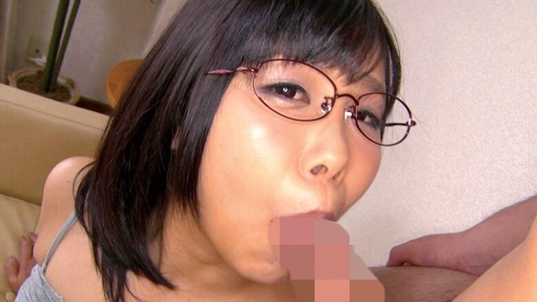 ホントはドスケベ！ 地味なメガネっ子と淫行 10人収録 8時間2枚組 14枚目