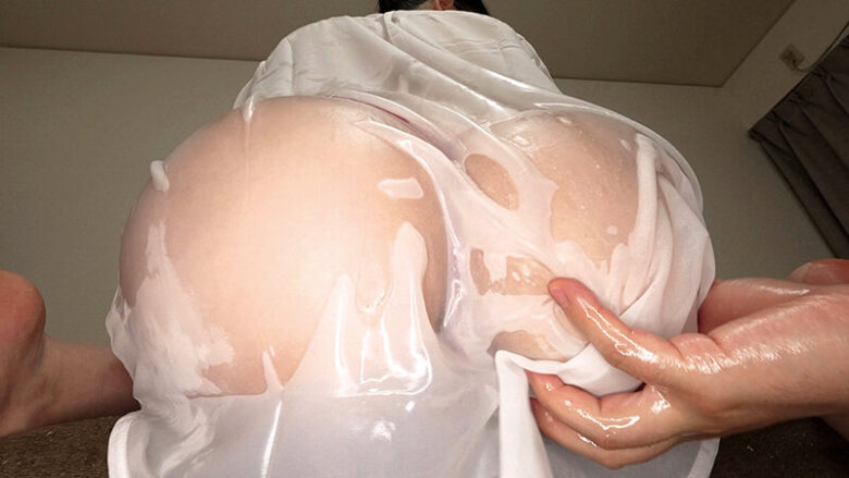 近所で巨乳すぎるとウワサの地味っこ店員さん 花柳杏奈 3枚目