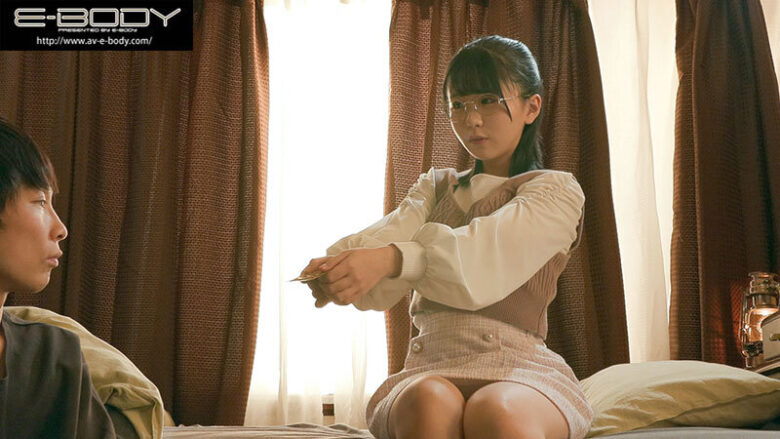 ギャップがある女が一番エロい 押しに弱そうな脱いだら美巨乳な地味女SEXベスト30名8時間 3枚目