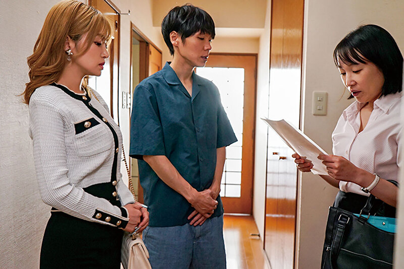 同級生デカチン不倫 地味だったクラスの女が十年ぶりに再会したらセレブな人妻になっていたので巨根で突きまくり俺の女にしてしまった件 椿りか 3枚目