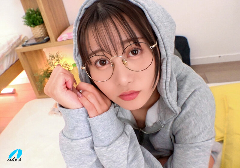 シコいめがねっ娘 欲求不満じっとりえちえち性交 静河 1枚目